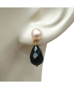 DaVonna 14k Gold Onyx Freshwater Pearl Earrings