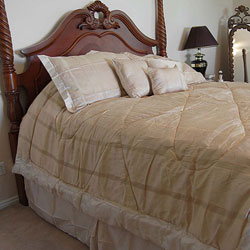 Ysela 7-piece Jacquard Comforter Set