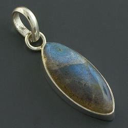 Sterling Silver Labradorite Trendy Pendant (India)