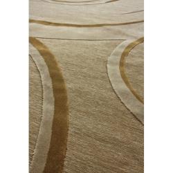 Hand-carved Alexa Velvet Loops Ivory Faux Silk Rug (2'1 x 4')