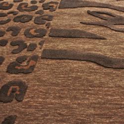 Hand-carved Alexa Velvet Leopard/ Zebra Brown Faux Silk Rug (2'1 x 4')