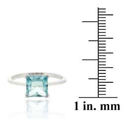 Glitzy Rocks Sterling Silver 2 1/7ct TGW Blue Topaz Square Solitaire Ring
