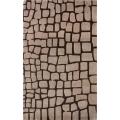Handmade Alexa Beige Norwegian Crocodile Skin Print Rug (5' x 8')