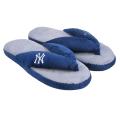 New York Yankees Women's Flip Flop Thong Slippers
