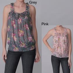 Journee Collection Junior's Floral Print Sleeveless Top