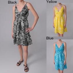 Journee Collection Junior's Floral Print V-neck Dress