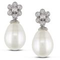 18k Gold FW Pearl and 3/8ct TDW Diamond Earrings (H-I, I1-I2) (9-10 mm)