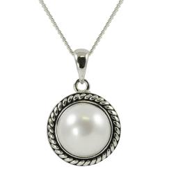 Sterling Silver White Freshwater Pearl Necklace (9.5-10 mm)
