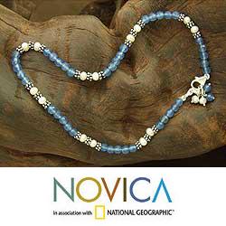 Silver 'View of the Sky' Pearl and Chalcedony Anklet (3 mm) (India)