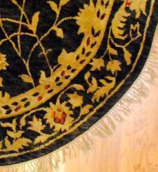 Indo Hand-knotted Black/ Beige Tibetan Wool Rug (8' Round)