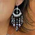 Sterling Silver 'Black Ruffle' Pearl Onyx Earrings (4-6 mm) (Thailand)