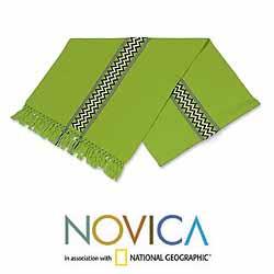 Handcrafted Cotton 'Lime Tree' Table Runner (Guatemala)