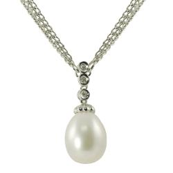 Pearls For You Silver FW Pearl/ Diamond Accent Necklace (8.5-9 mm) (H-I, I-3)