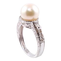 Michael Valitutti 14k Gold Tahitian Pearl and 1/5ct TDW Diamond Ring (9.5-10 mm) (I-J, I1-I2)