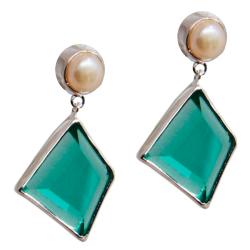 Adee Waiss Sterling Silver Green Crystal and FW Pearl Earrings (7 mm)