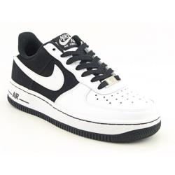 Nike Boys' Air Force 1 White/ Black Basketball Shoes