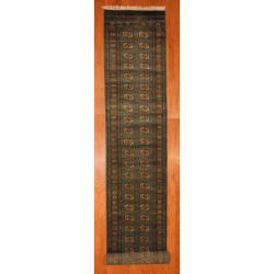 Pakistani Hand-knotted Bokhara Green/ Ivory Wool Rug (2'7 x 16'2) (Pakistan)