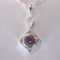 Sterling Silver Round Shaped Natural Cut Amethyst Necklace (Thailand)