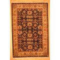 Indo Hand-knotted Mahal Black/ Ivory Wool Rug (4' x 6')