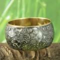Hand-crafted Crinkled Art 'Midnight Glory' Bangle Bracelet (India)
