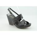 Yin Women's Lies Black Sandals (Size 8)