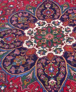 Iranian Tabriz Hand-knotted Rug (9'5 x 12')