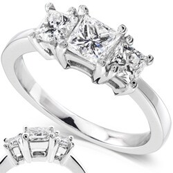 Platinum 1ct TDW Princess Diamond 3-stone Ring (H-I, SI1-SI2)