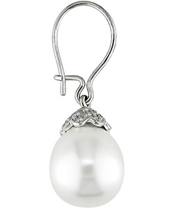 18k Gold South Sea Pearl 1/2ct TDW Diamond Earrings (11-12mm)