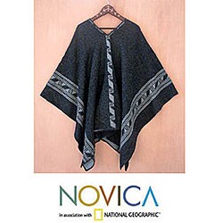 'Gray Black Glyphs' Alpaca Wool Reversible Poncho (Peru)
