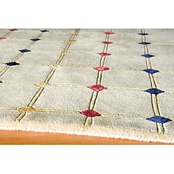 Hand-tufted Camel Dots Area Rug (8' x 11')