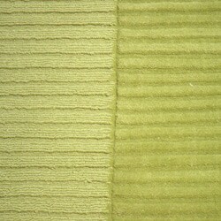 Indo Hand-knotted Green Rug (5' x 7')