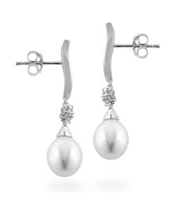 14k Gold FW Pearl and 1/6ct TDW Diamond Earrings
