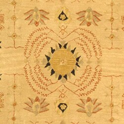 Handmade Treasured Sand Wool Rug (9' x 12')