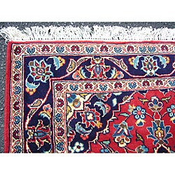 Persian Kashan Red/ Navy Rug (3'4 x 4'9)