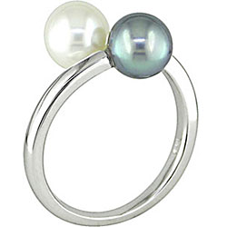 10k Gold Black and White Freshwater Pearl Ring (6-6.5 mm)
