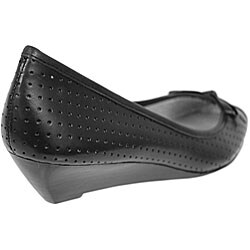 Jessica Simpson Women's Punched Wedges