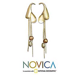 Goldplated 'Flowers in the Sun' Pearl Drop Earrings (Brazil)