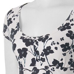 Everyday Brand Junior's High-waist Floral Top