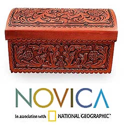 Cedar and Leather 'Cross of Roses' Chest (Peru)