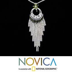 Peridot 'Spring Sun' Pendant Necklace (Thailand)