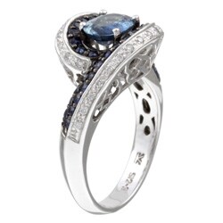 Encore by Le Vian 14k Gold Sapphire and 1/6ct TDW Diamond Ring (Size 7)