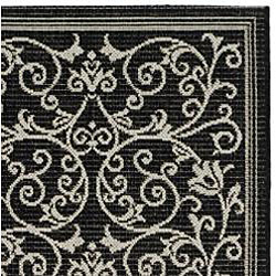 Indoor/ Outdoor Resorts Black/ Sand Runner (2'4 x 6'7)