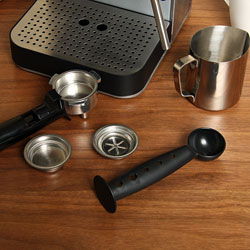 Cuisinart EM-100FR 1000-watt 15-bar Espresso Maker (Refurbished)