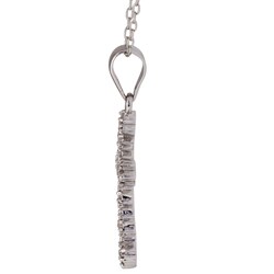 Sterling Silver 1/10ct TDW Diamond Cross Necklace (I-J, I3)