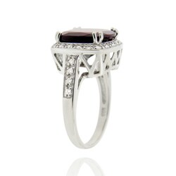Glitzy Rocks Sterling Silver Square-cut 10.4 CTW Garnet and Cubic Zirconia Ring