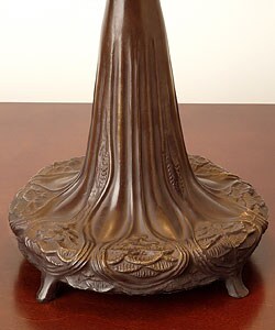 Tiffany-style Peacock Table Lamp