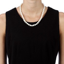 DaVonna 14k Gold Cultured Freshwater Pearl Necklace/ Earring Set (8-9 mm/ 18 in)