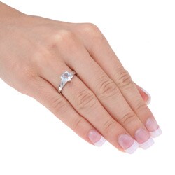 10k White Gold Diamond Blue Topaz Ring