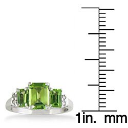 14k White Gold Peridot and Diamond Ring (H-I, I1)