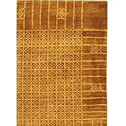 Pakistani Hand-knotted Gold Ancestry Rug (4' x 6')